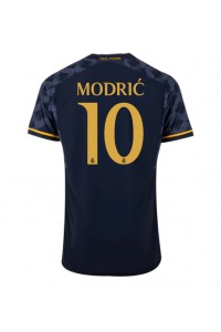 Real Madrid Luka Modric #10 Jalkapallovaatteet Vieraspaita 2023-24 Lyhythihainen